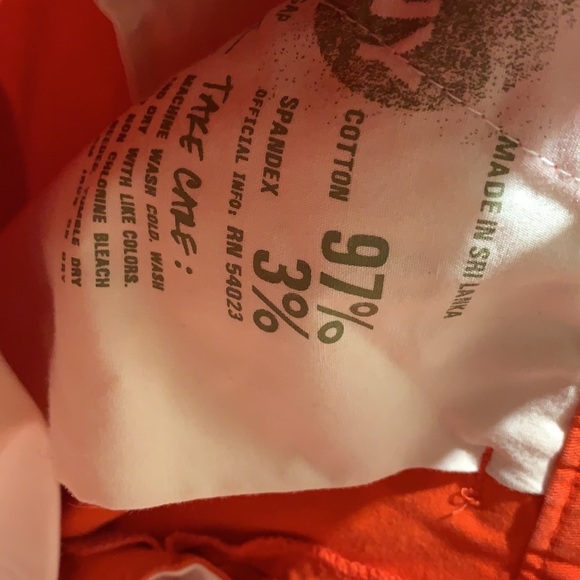 GAP red khakis - Picture 14 of 15